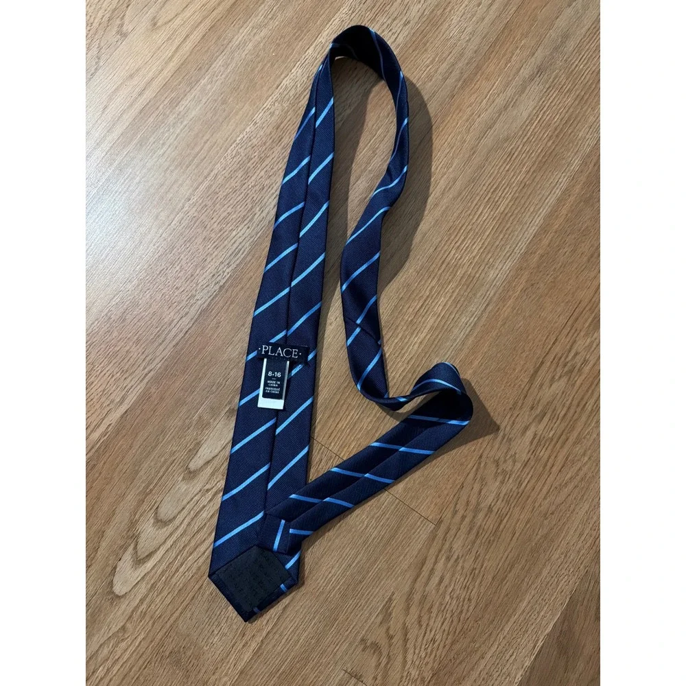 The Children's Place Boys Navy Blue Light Blue Striped Necktie Size 8-16